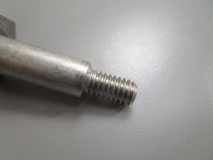 *NEW OEM* 0810 OMC Johnson Evinrude Screw 318167 0318167