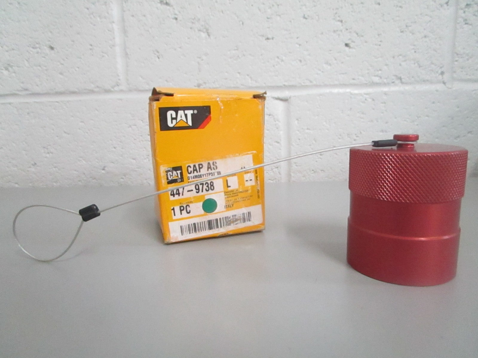 Caterpillar 447-9738 Cap Assy Heavy Equipment NEW OEM 0820