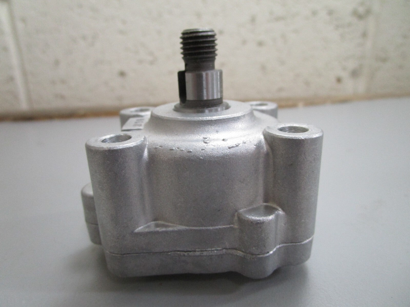*NEW* 0820 Onan Oil Pump 185-2155