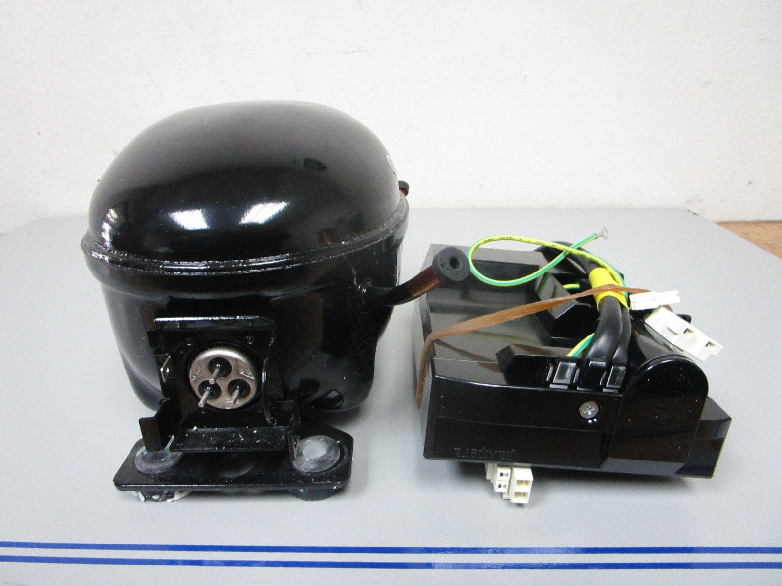 *NEW OEM* 0720 Hisense Refrigerator Compressor Parts Kit K1984391