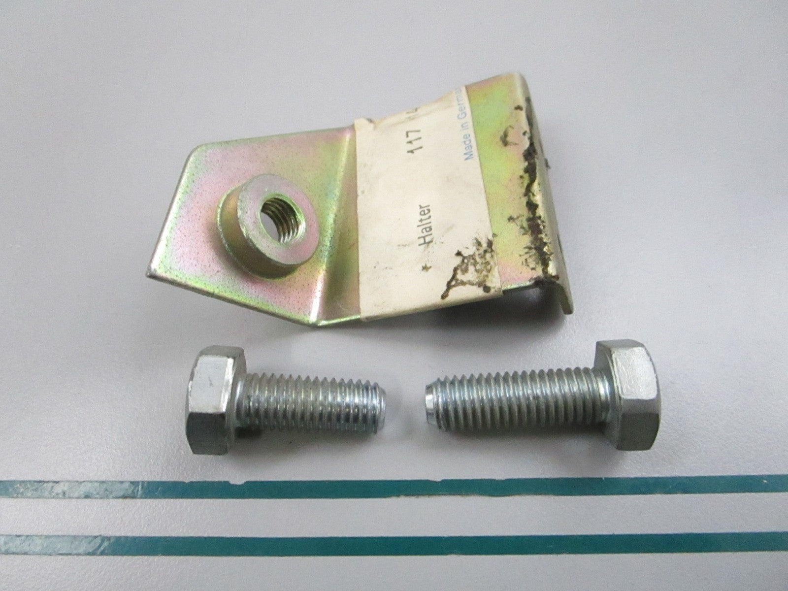 NEW OEM 1171400340 Mercedes-Benz Bracket 0810