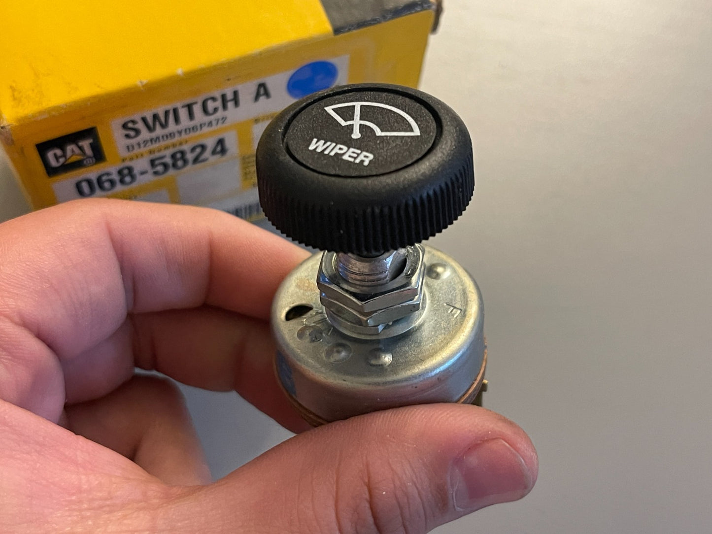 NEW OEM 068-5824 CAT Caterpillar Switch Assembly 0720