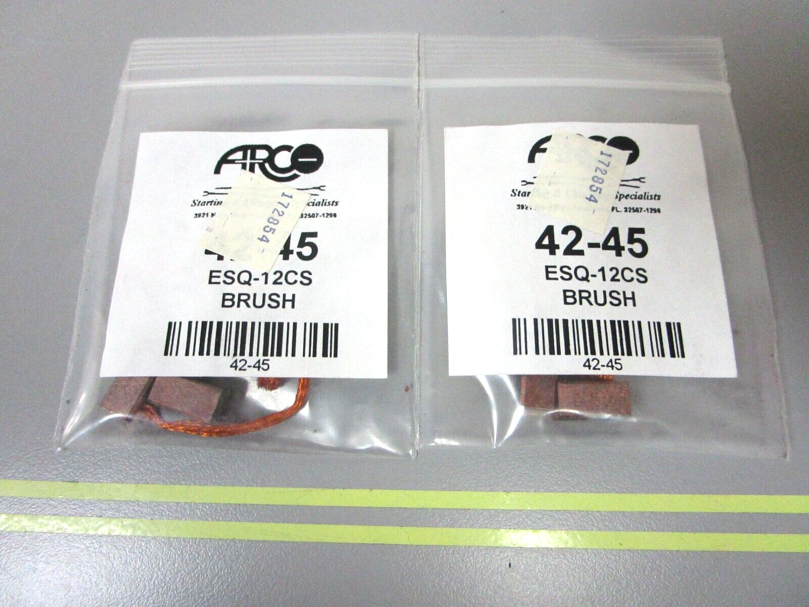 *NEW OEM* (LOT OF 2) 0750 OMC Johnson Evinrude BRUSH KIT 172854 0172854