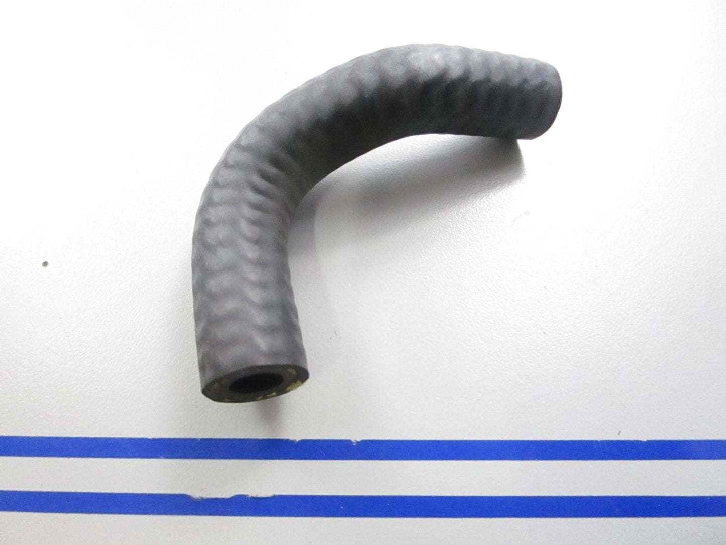 *NEW OEM* 0810 OMC Johnson Evinrude Hose 360912 0360912