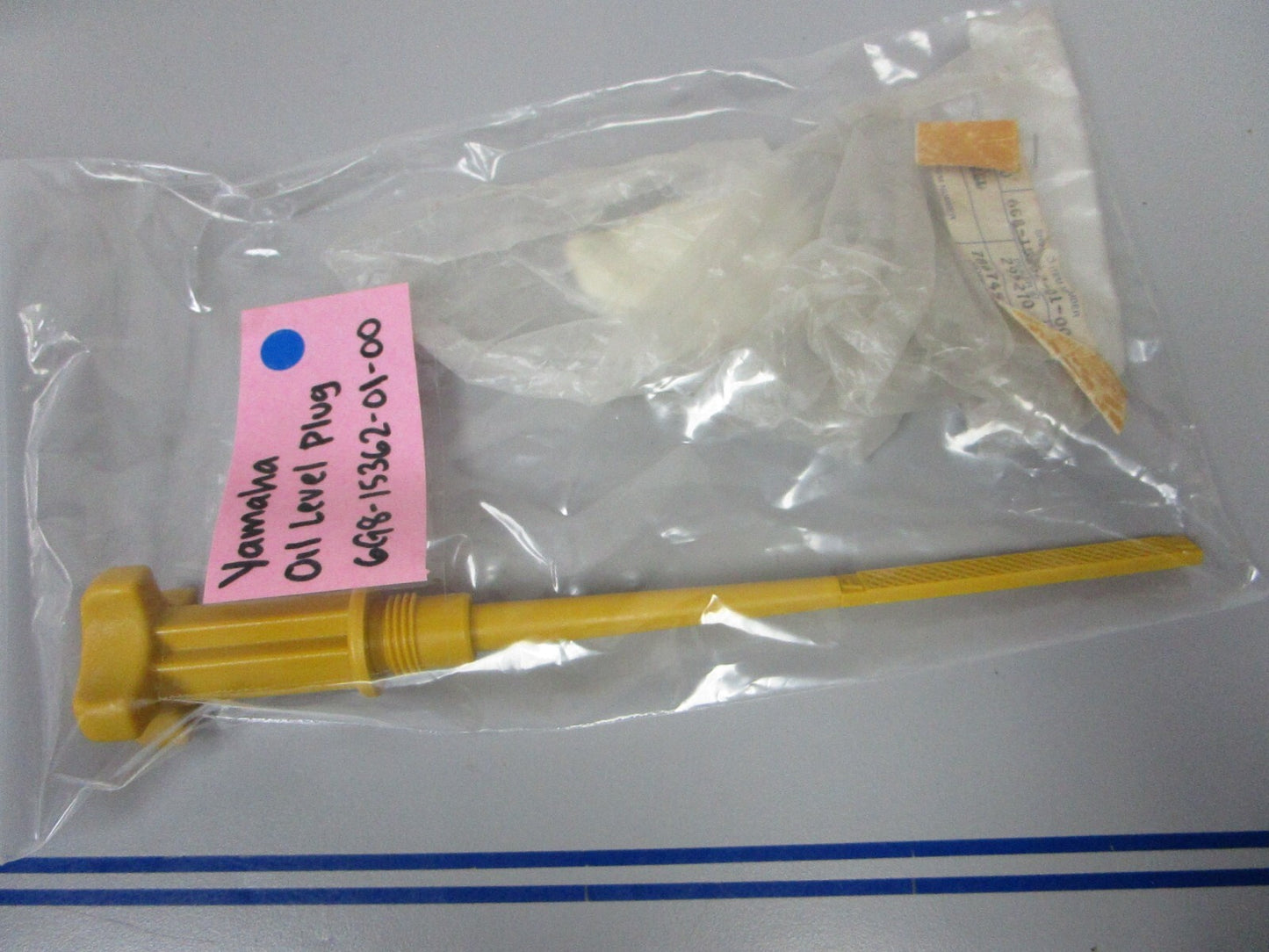 *NEW OEM* 0810 Yamaha Oil Lever Plug 6G8-15362-01-00