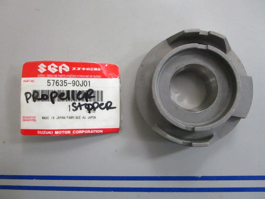 *NEW OEM* 0820 Suzuki Propeller Stop 57635-90J01