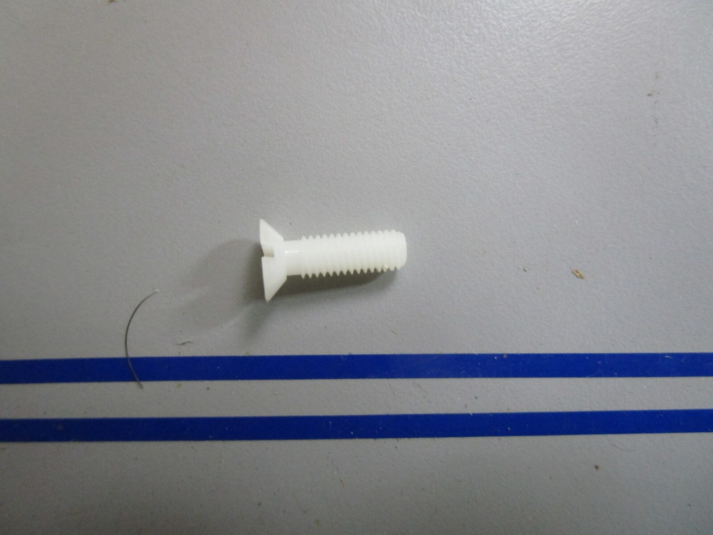 *NEW OEM* 0810 Volvo Penta Screw 853759