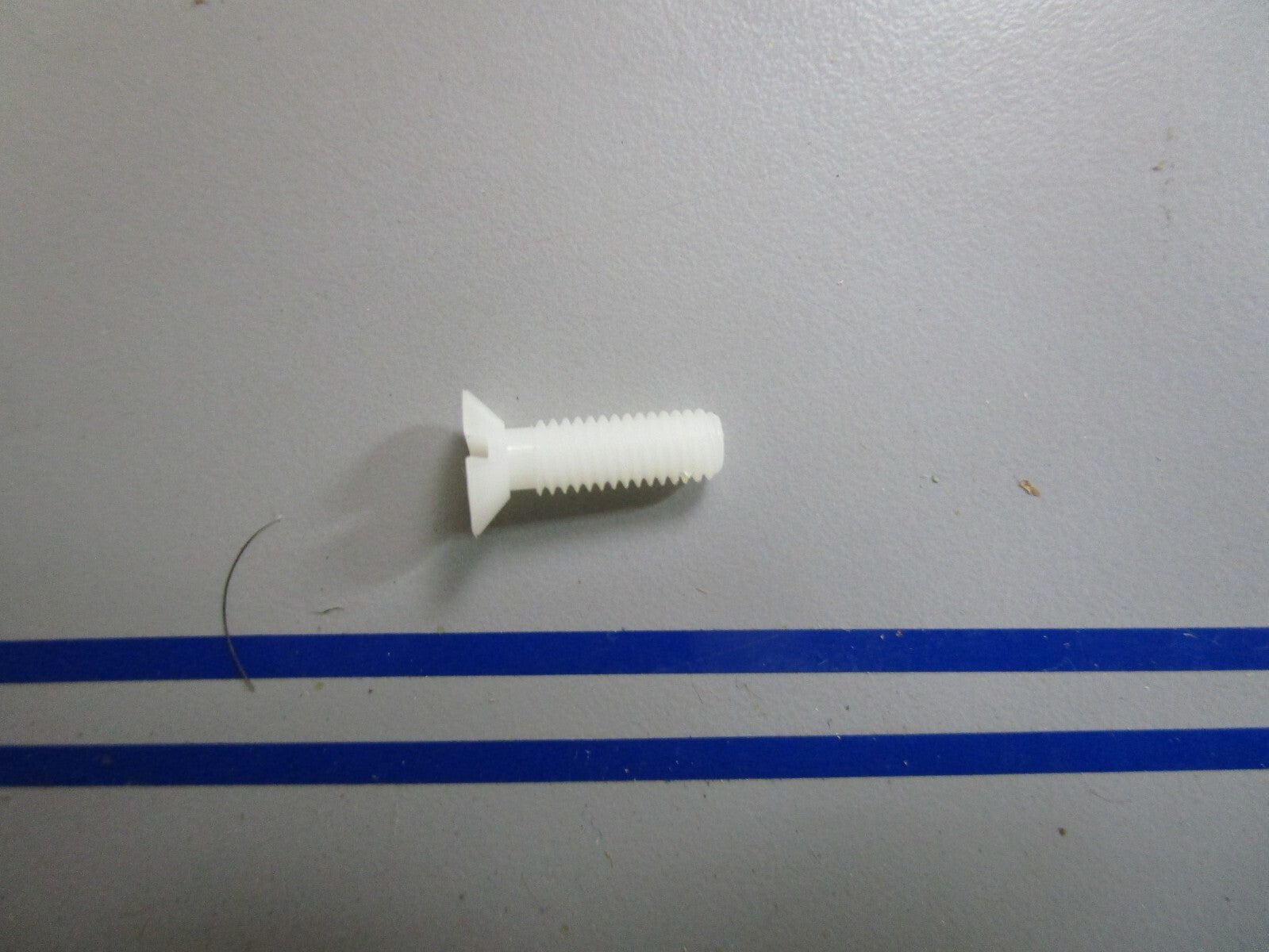 *NEW OEM* 0810 Volvo Penta Screw 853759