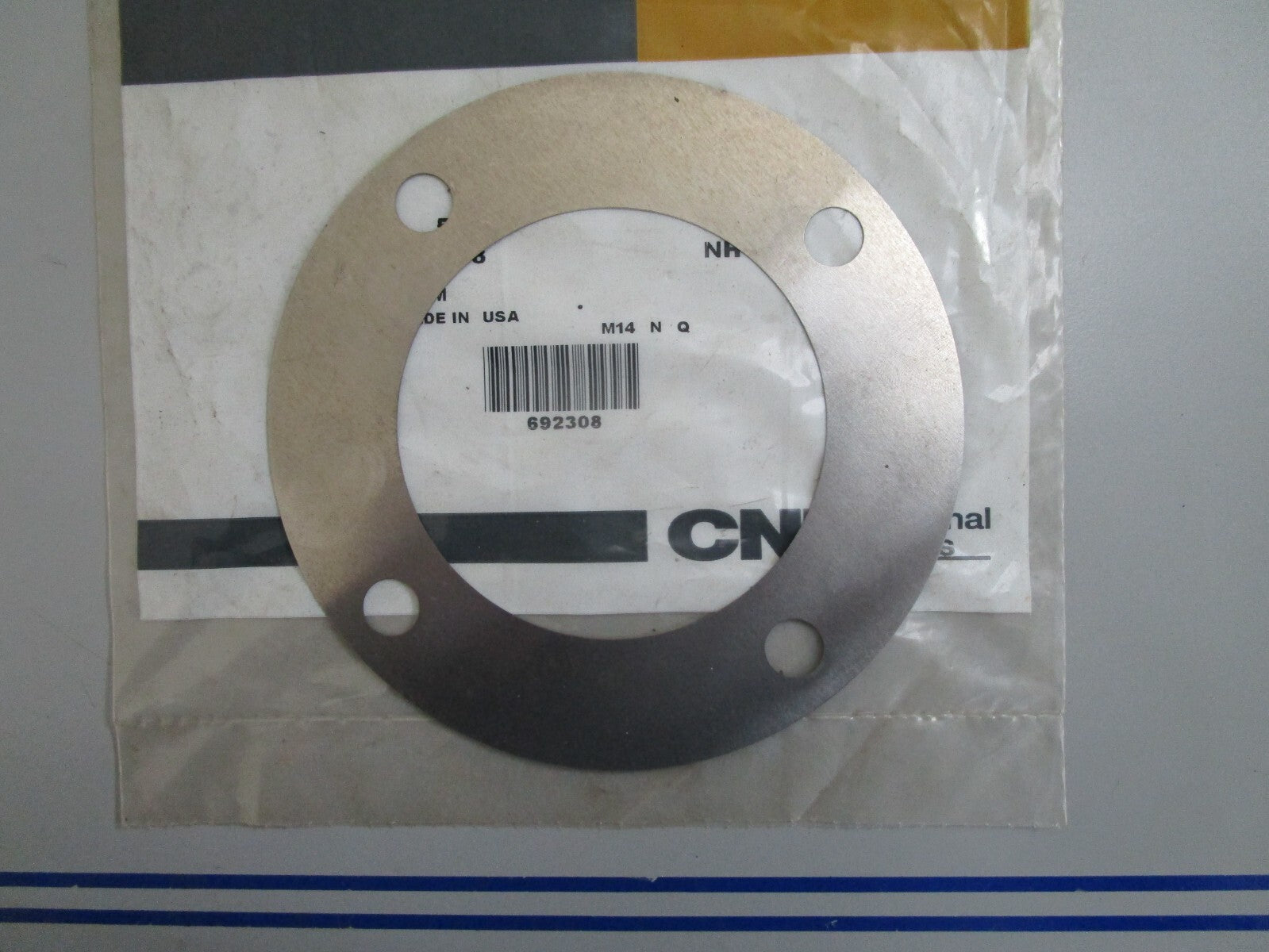 *NEW OEM* 0820 Case New Holland Shim 692308