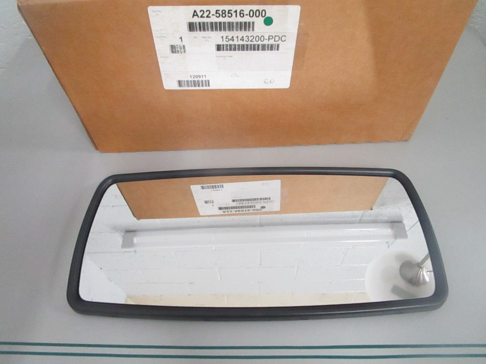 Freightliner A22-58516-000 Mirror Carrier Assembly Main LH Door NEW OEM 0820
