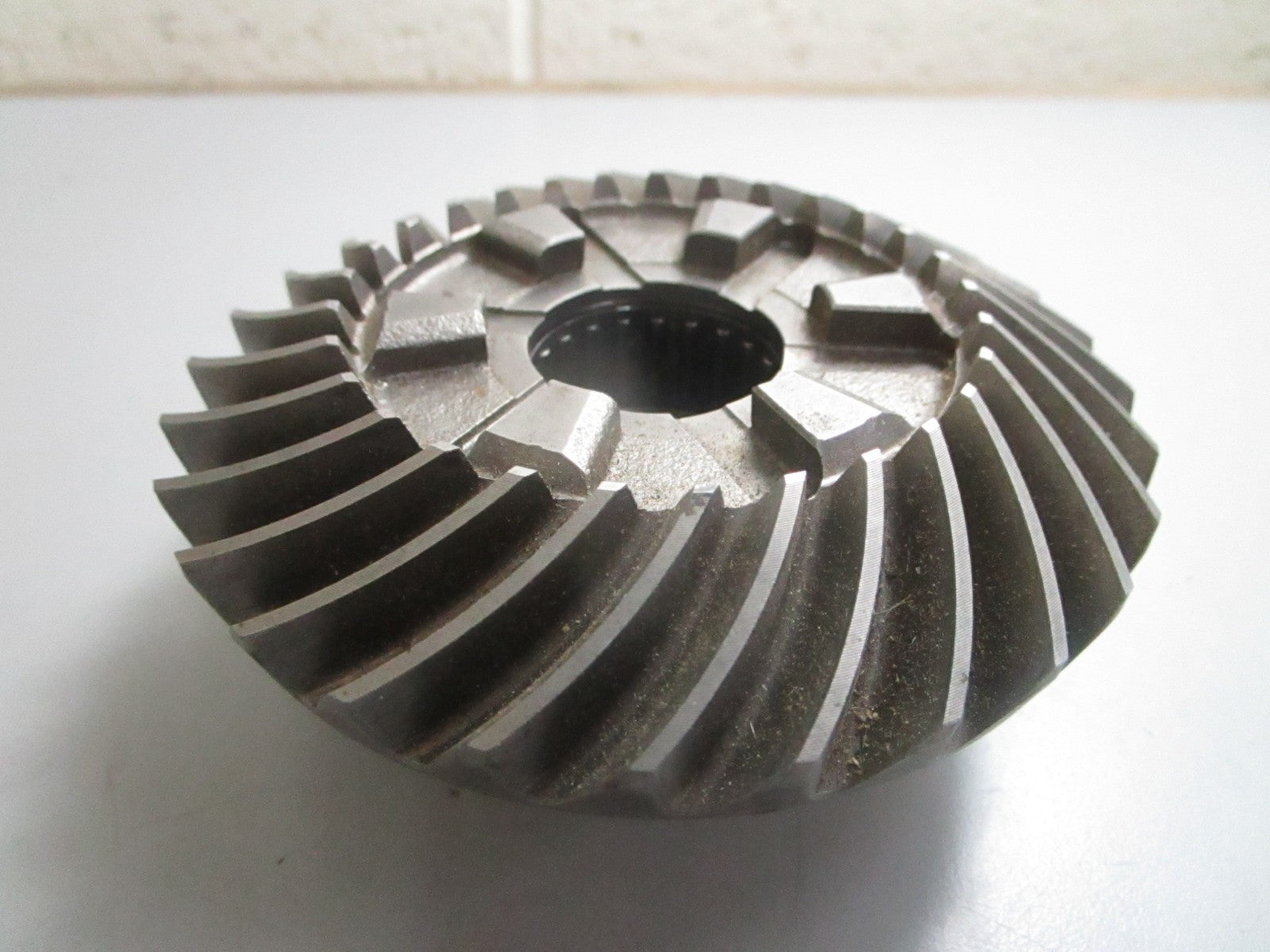 *NEW OEM* 0820 Yamaha 28T Gear 61B-45560-01-00