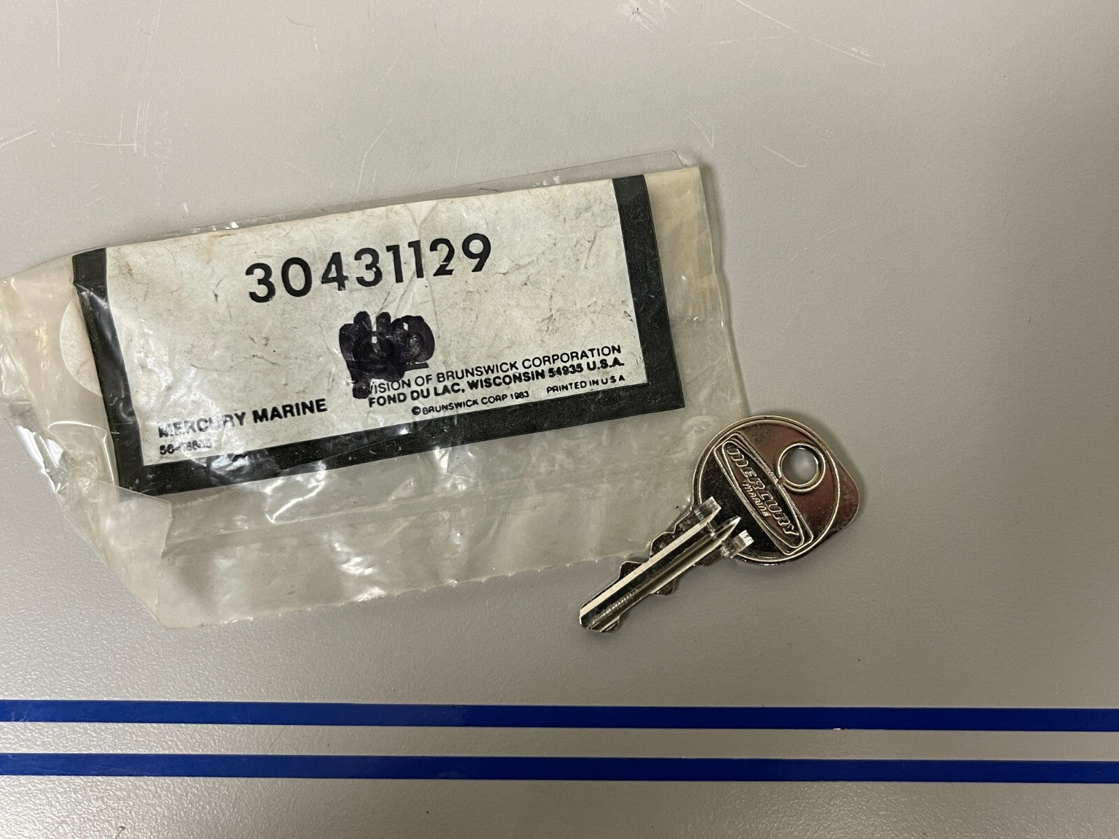 *NEW OEM* 0810 Mercury Quicksilver Key 30431129