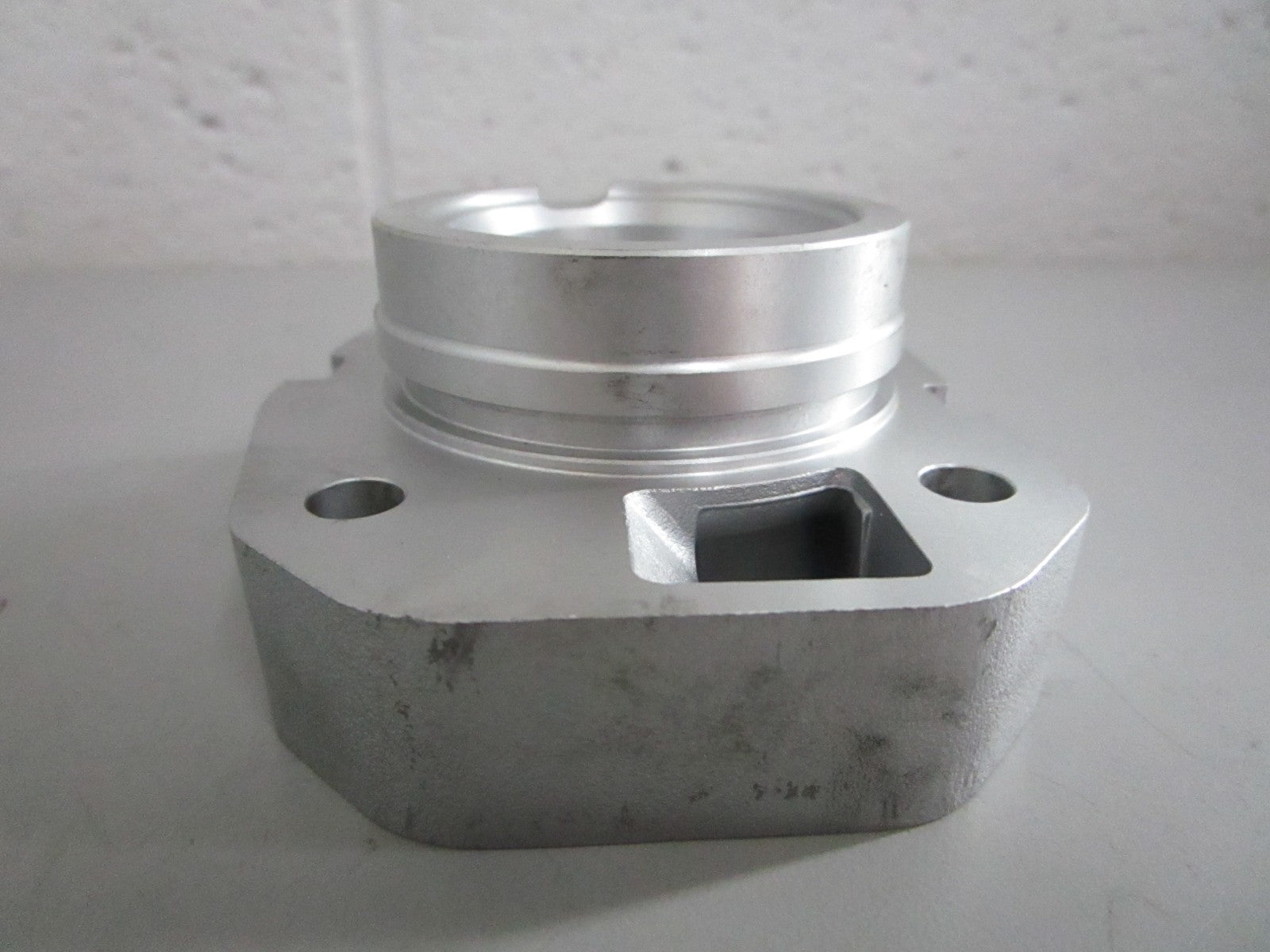 NEW OEM 3C7-65017-2 Tohatsu Lower Pump Case 0820