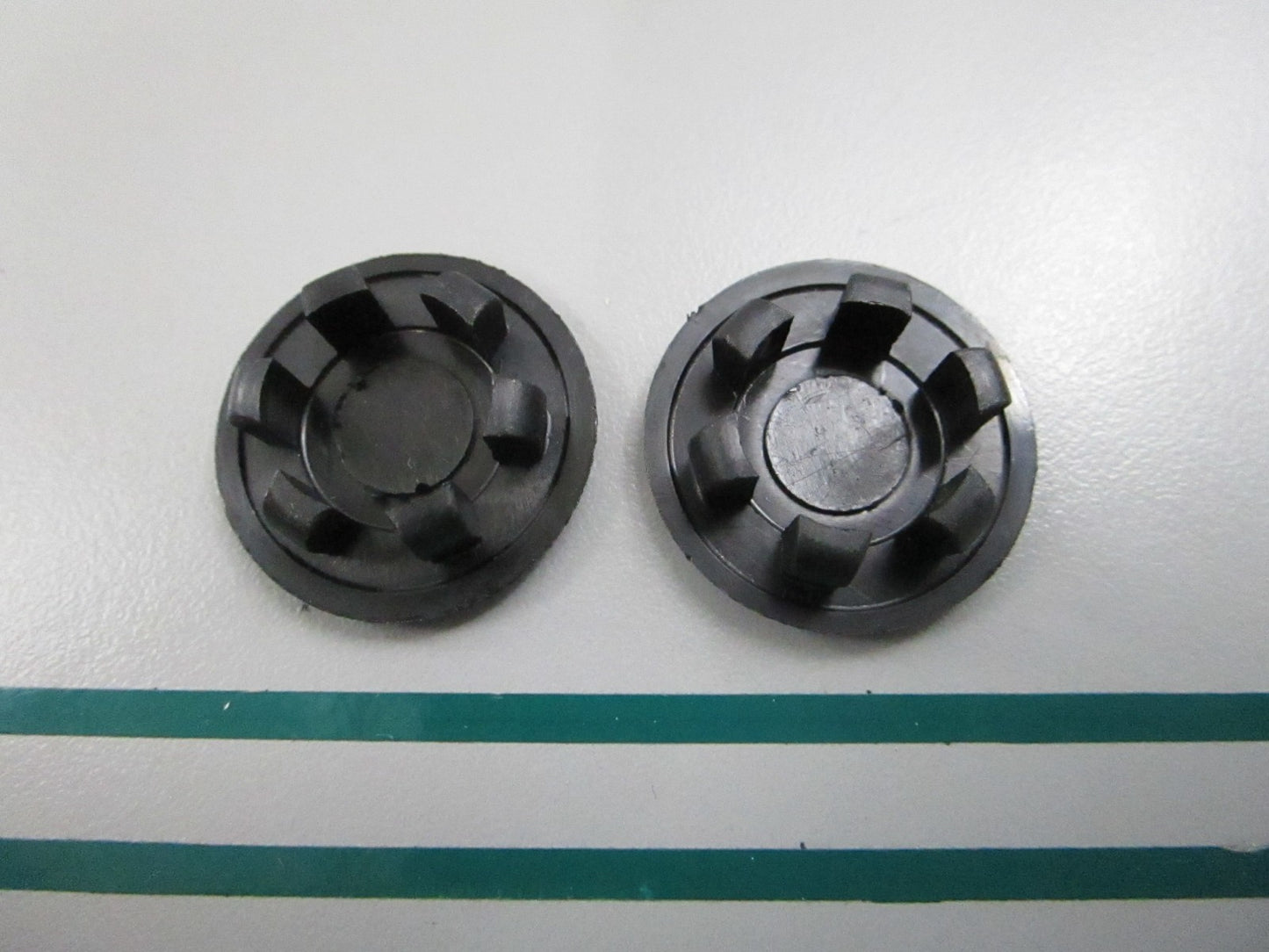 NEW OEM (LOT OF 2) 19-824928 Mercury Quicksilver Plug 0810