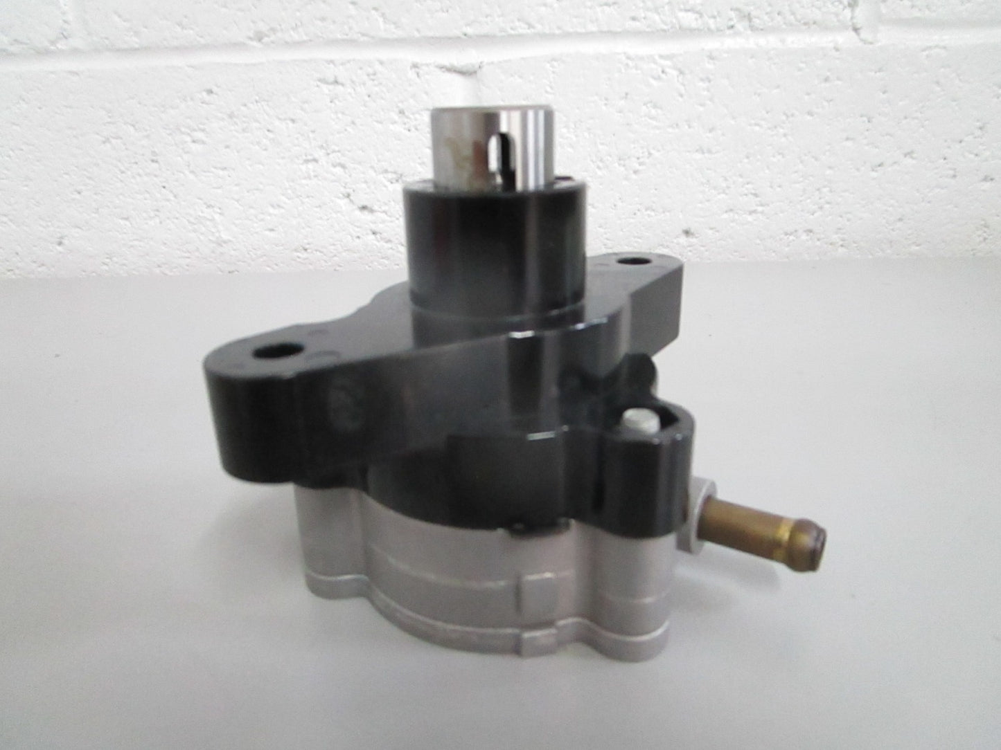 Yamaha 63P-24410-20-00 NEW OEM 150HP Outboard Fuel Pump Assy F150 LF150 0820