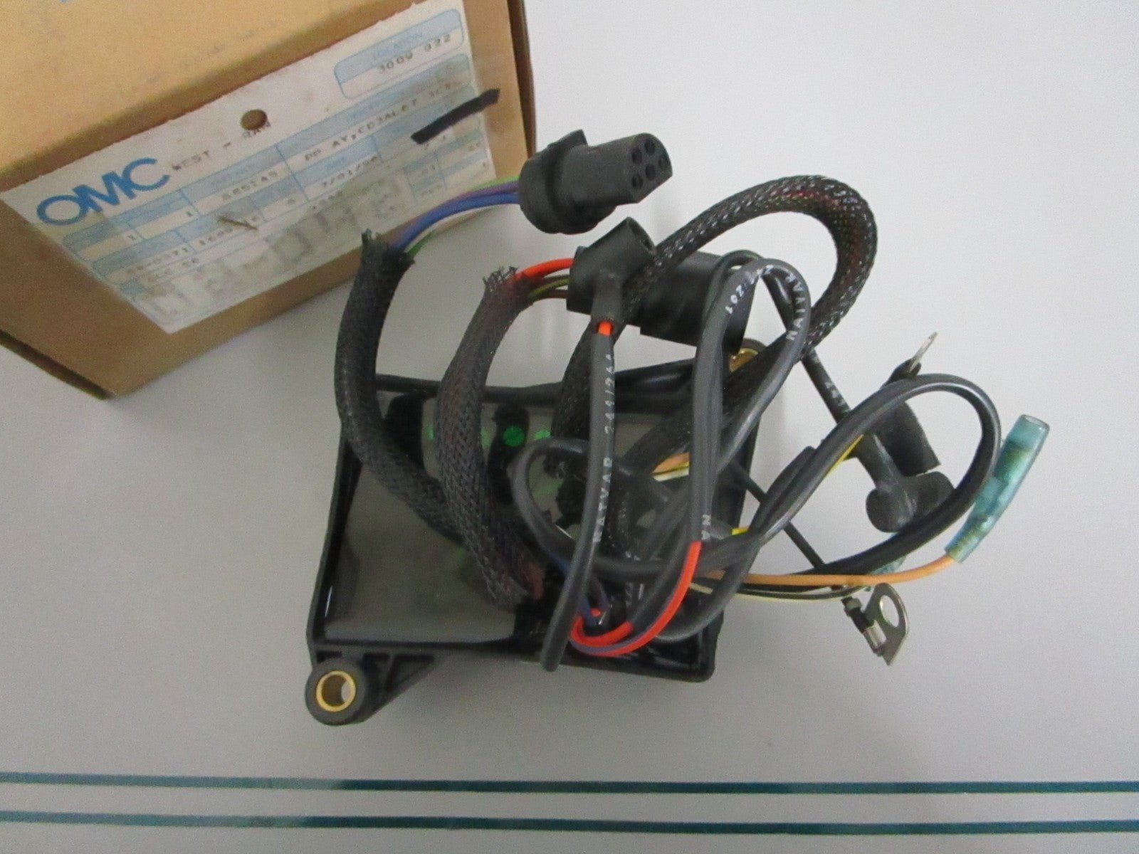 NEW OEM 585145 0585145 OMC Johnson Evinrude Power Pack 0820