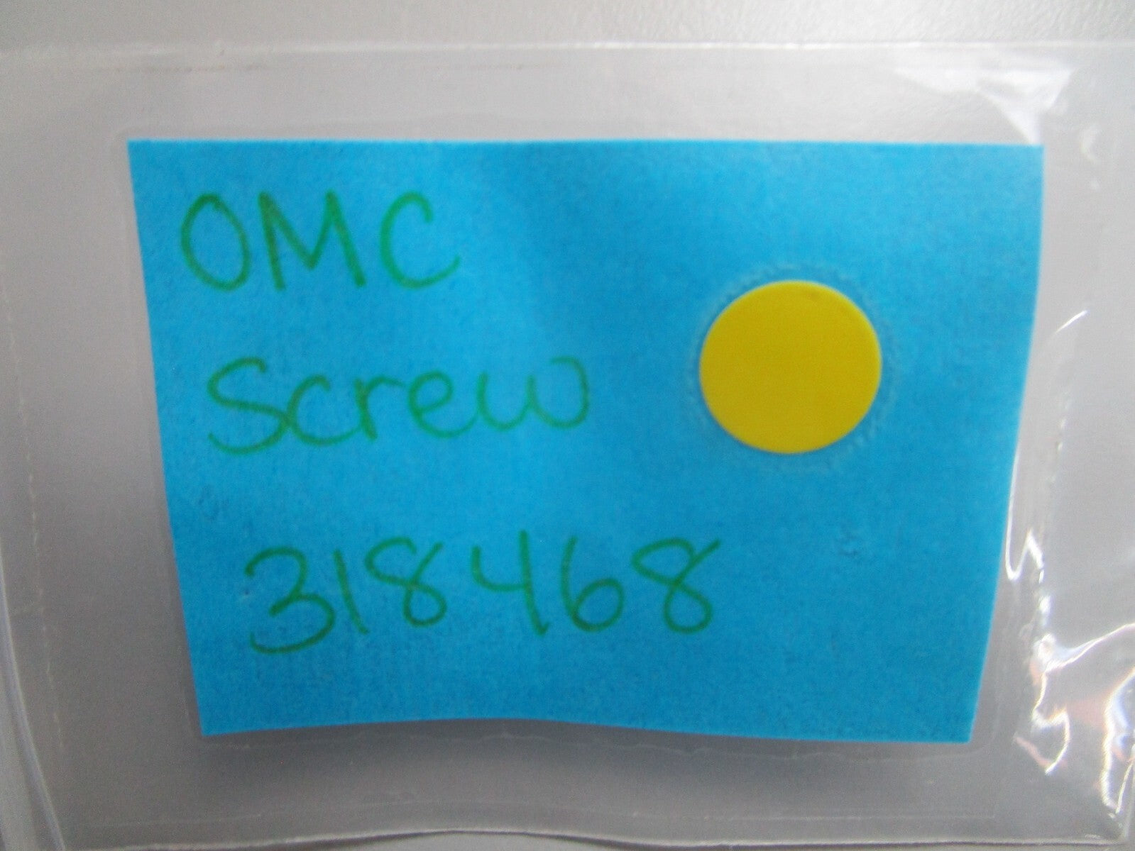 *NEW OEM* (LOT OF 2) 0810 OMC Johnson Evinrude Screw 318468 0318468