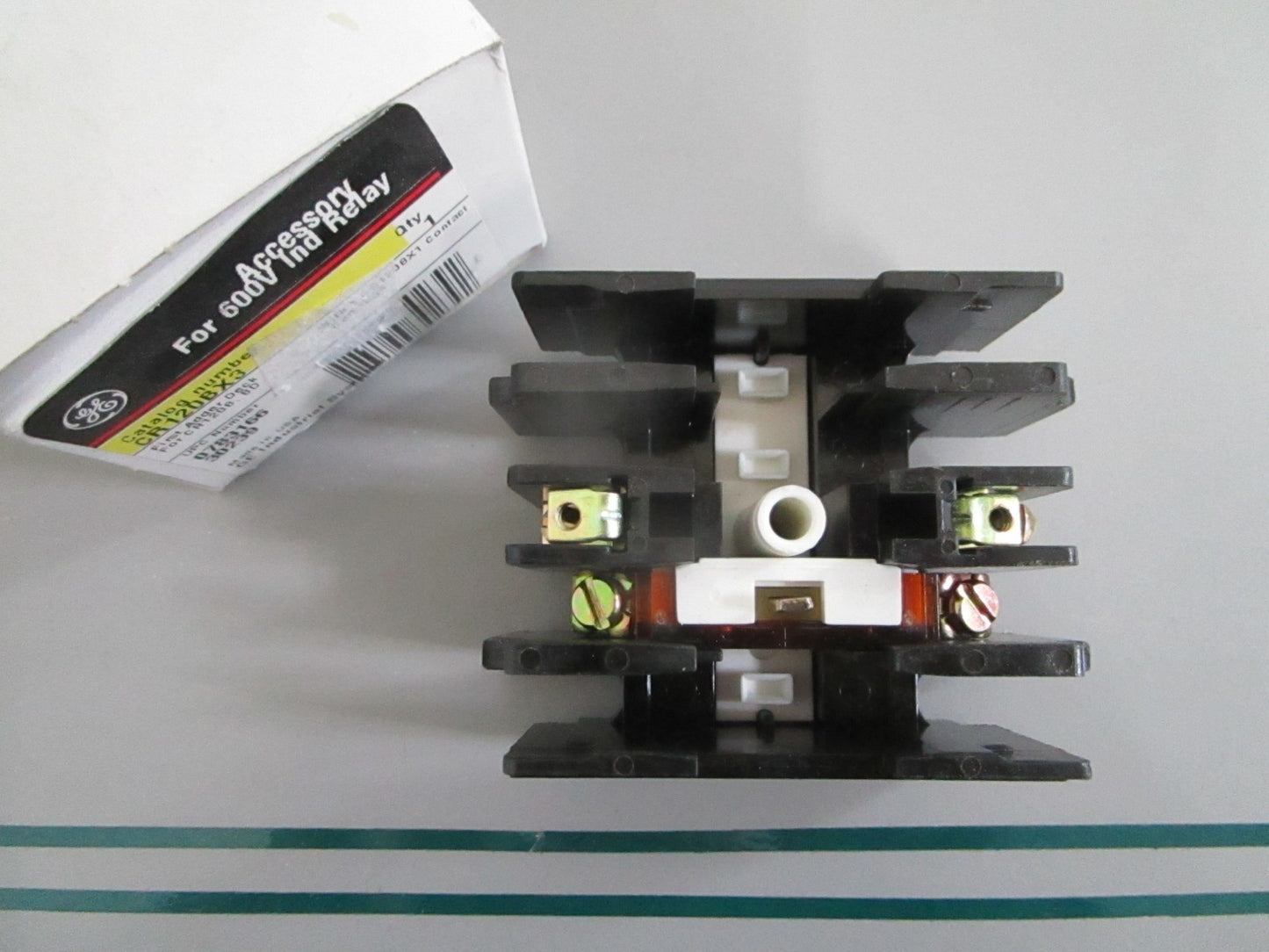 GE CR120BX3 Industrial Control Relay Adder Deck 600V Machine Tool NEW OEM 0820