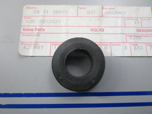 NEW OEM 3852821 Volvo Penta Grommet 0810