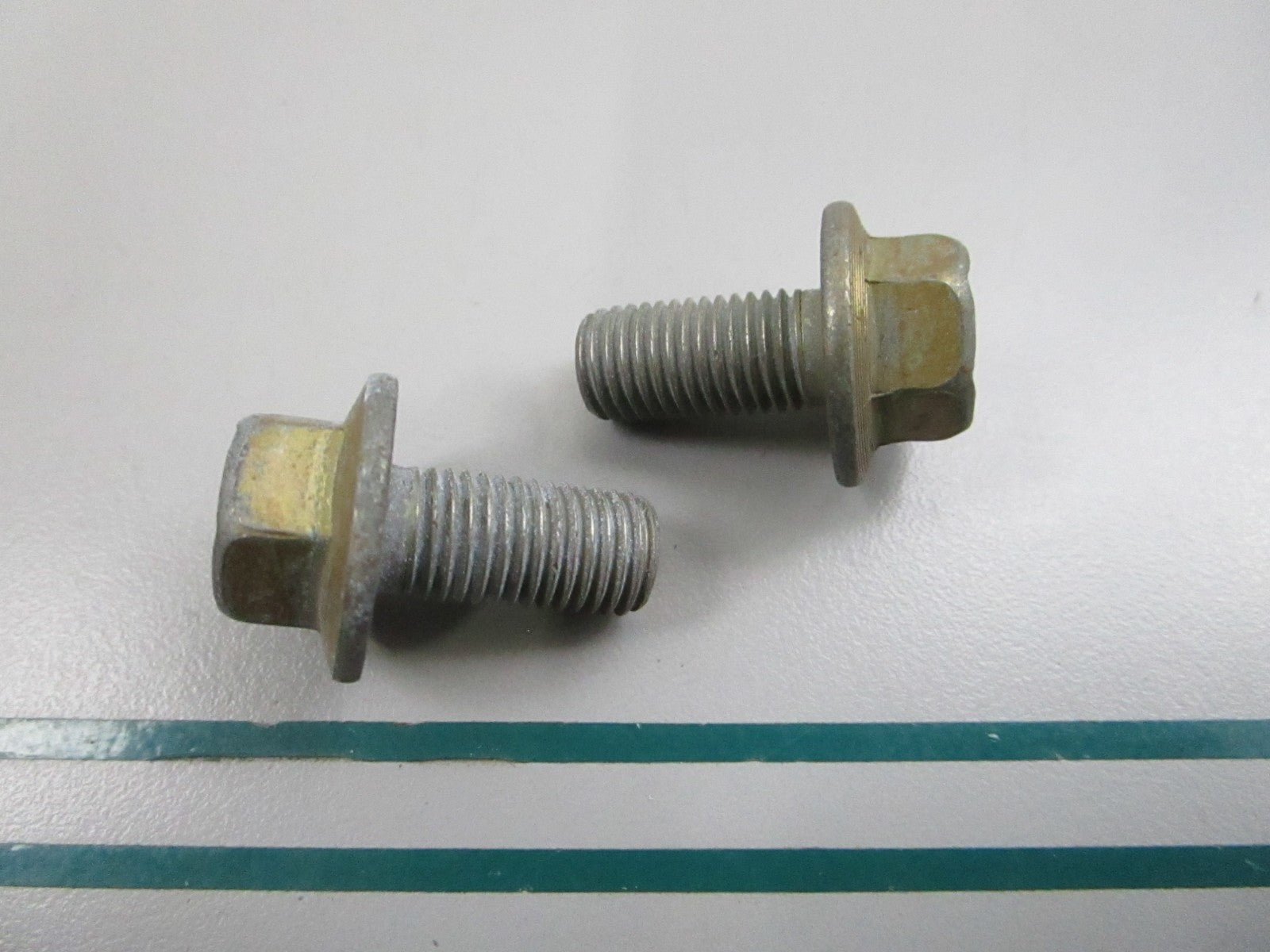 NEW OEM (LOT OF 2) 90105-960-710 Honda Bolt 0810