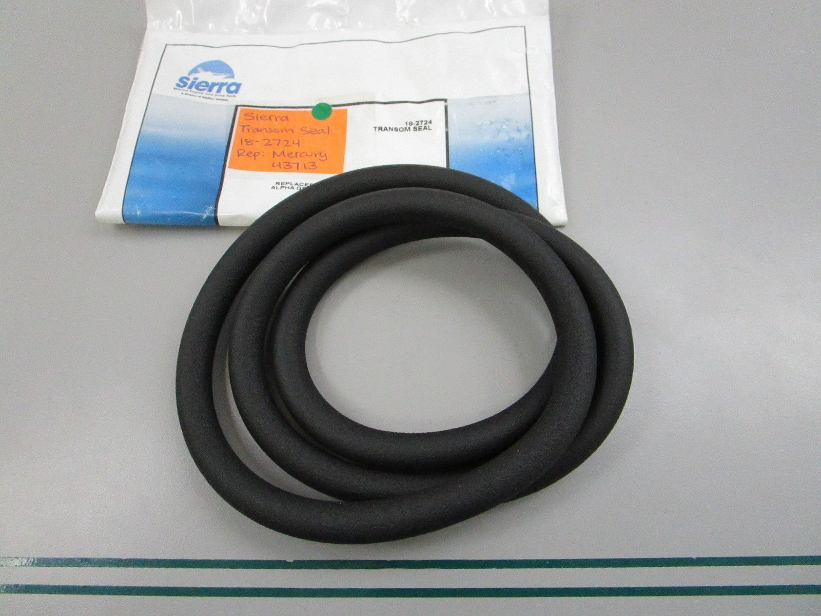 NEW 18-2724 Replaces: Mercury 43713 Sierra Transom Seal 0810