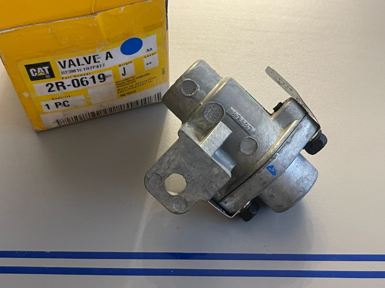 NEW OEM 2R-0619 CAT Caterpillar Check Valve Assembly 0720