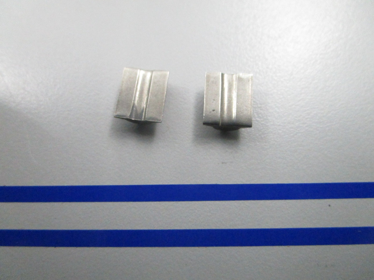 *NEW OEM* (LOT OF 2) 0810 Mercury Quicksilver Key 28-85119