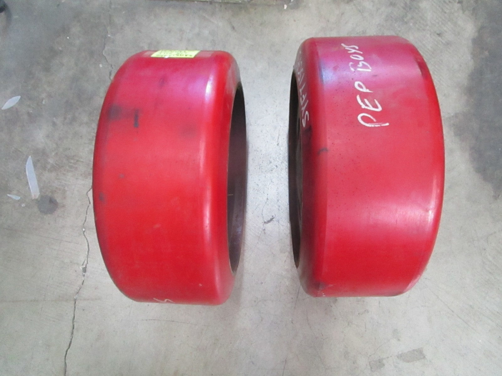 *NEW* 13.5"×5"×10" Forklift Wheel & Tire Set SYFT150PS