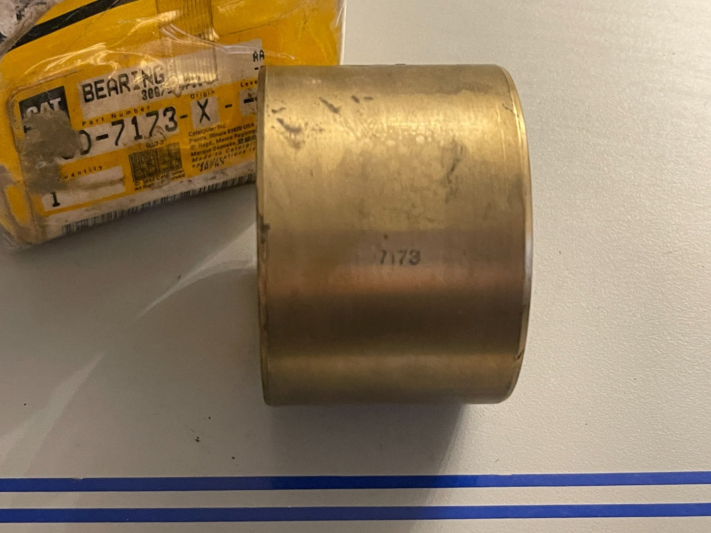 NEW OEM 8D-7173 CAT Caterpillar Sleeve Bearing 0720
