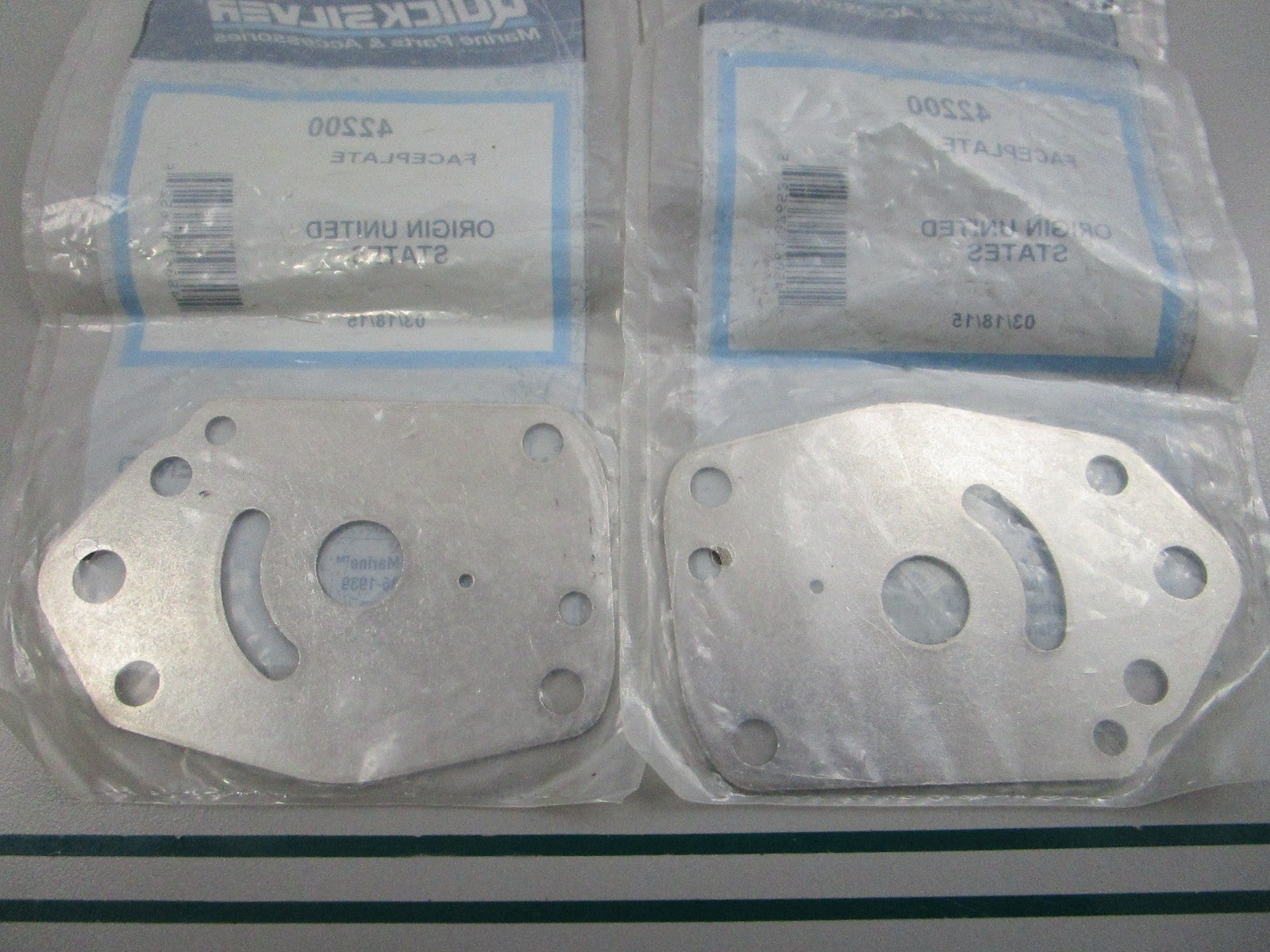 NEW OEM (LOT OF 2) 42200 Mercury Quicksilver Faceplate 0810