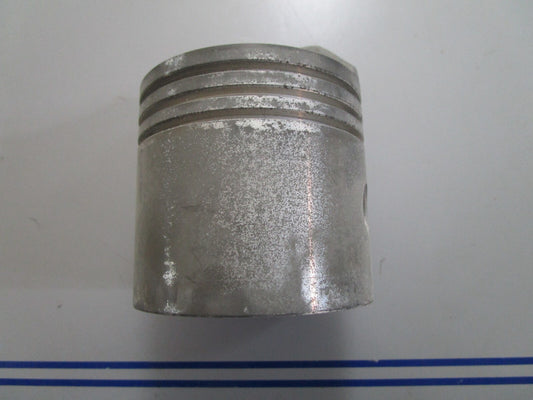 *NEW OEM* 0820 OMC Johnson Evinrude Piston 380568 0380568 311748