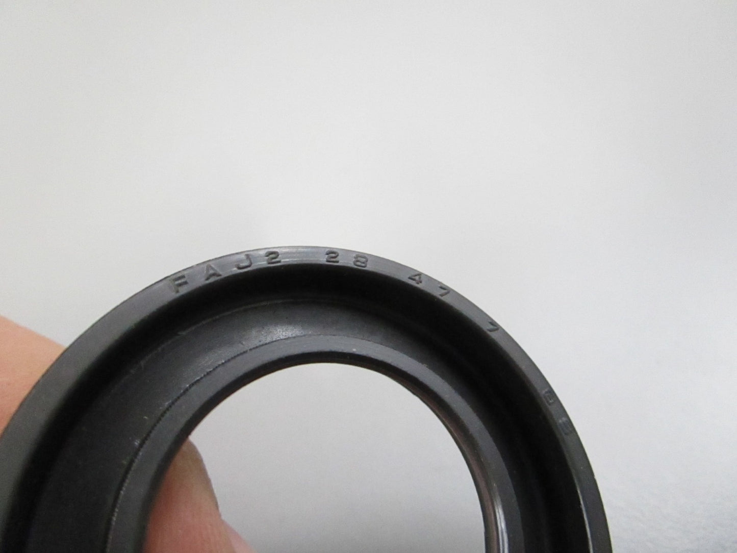 NEW OEM 26-97712M Mercury Quicksilver Seal 0810