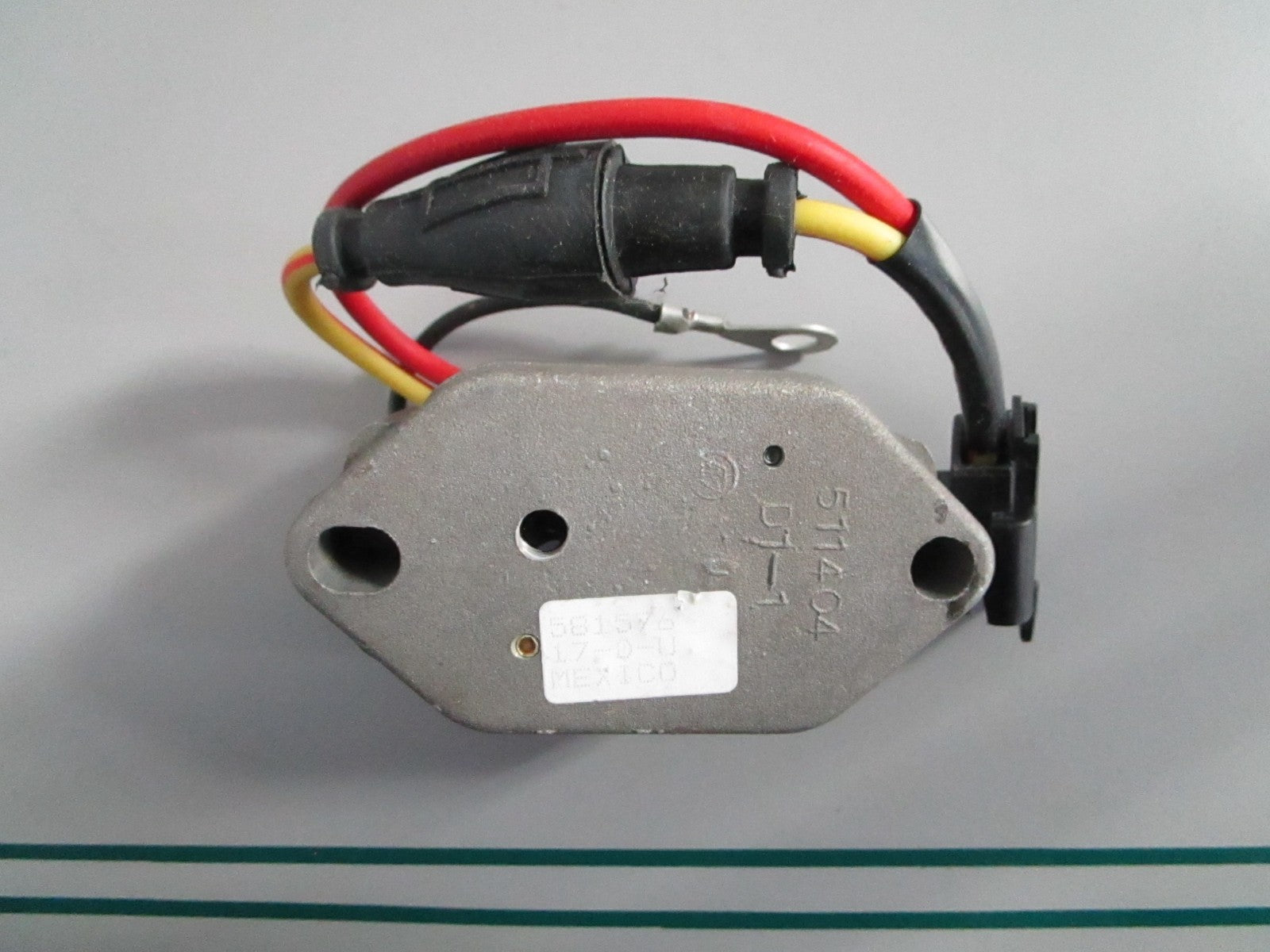 NEW OEM 581580 0581580 OMC Johnson Evinrude Voltage Regulator 0820