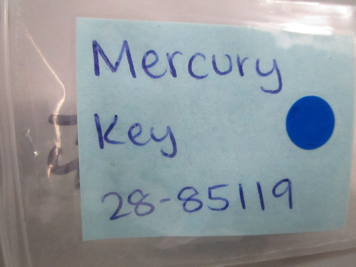 *NEW OEM* (LOT OF 2) 0810 Mercury Quicksilver Key 28-85119