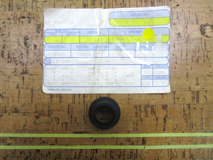 *NEW OEM* 0750 OMC Johnson Evinrude GROMMET HSG 314832 0314832