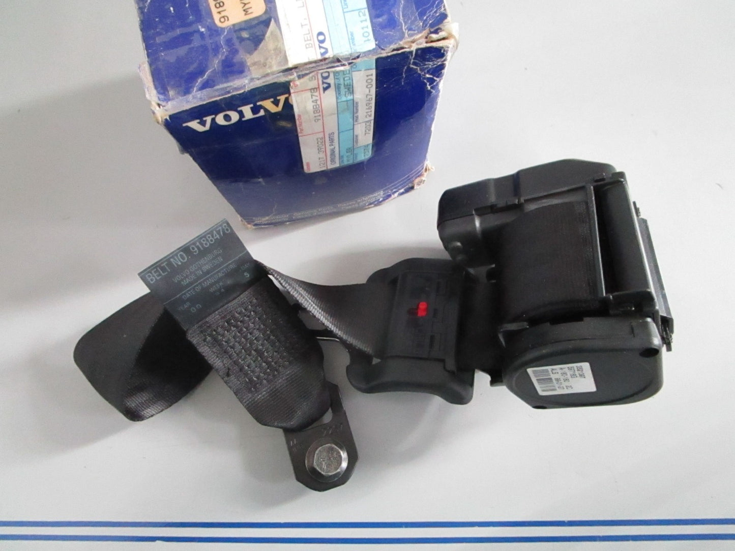 NEW OEM 9188478 Volvo Penta Outer Belt Assy 0820