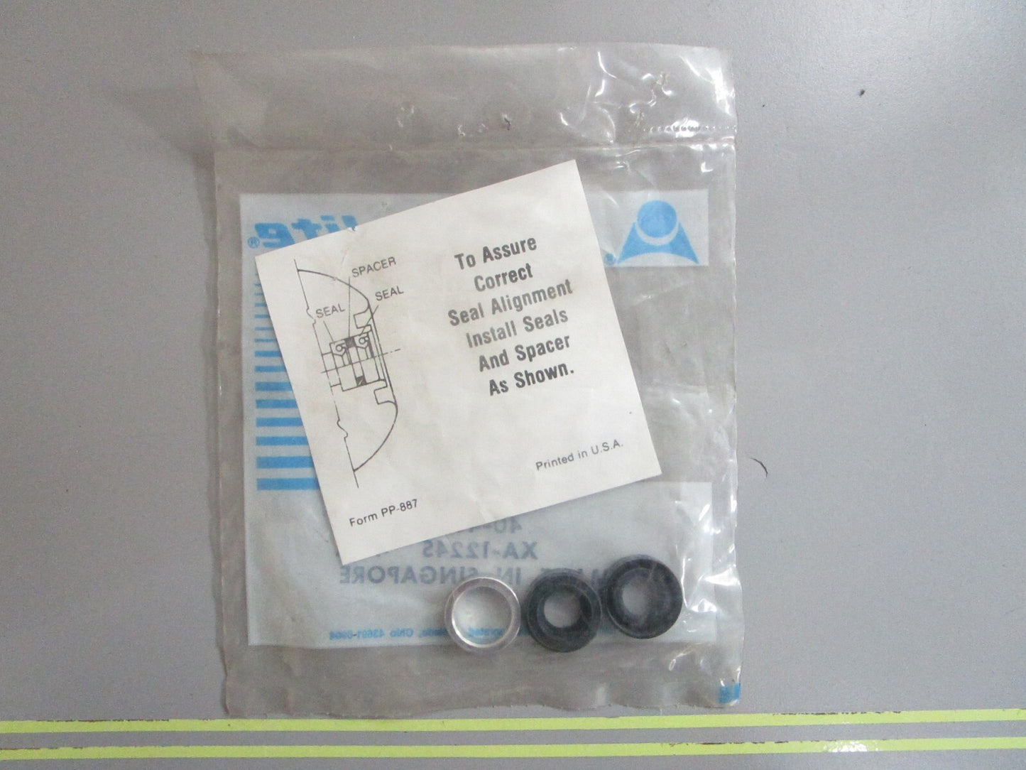 *NEW OEM* 0810 OMC Johnson Evinrude Seal Kit Assembly 393429 0393429