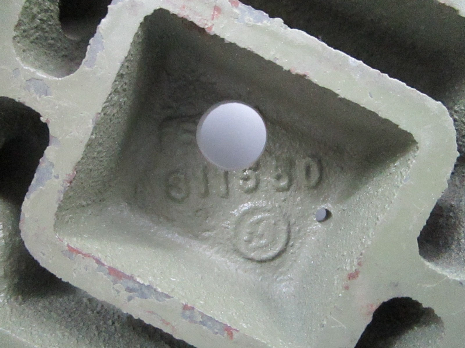 *NEW OEM* 0810 OMC Johnson Evinrude Manifold Cap 311550 0311550