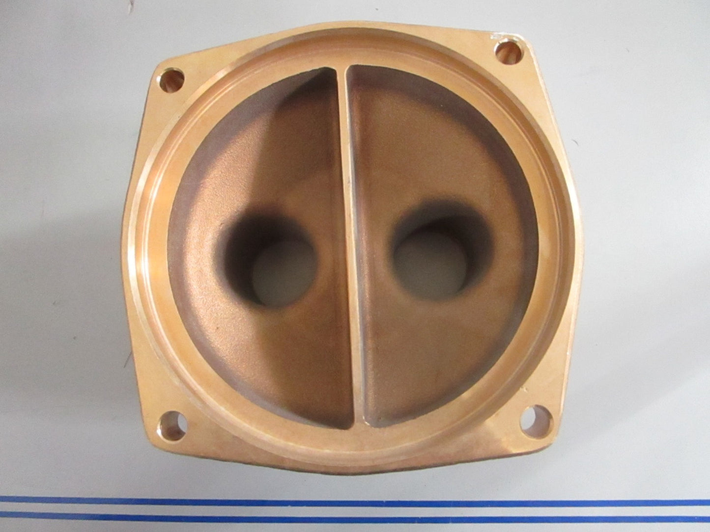 *NEW OEM* 0820 Volvo Penta Cover Kit 3889405