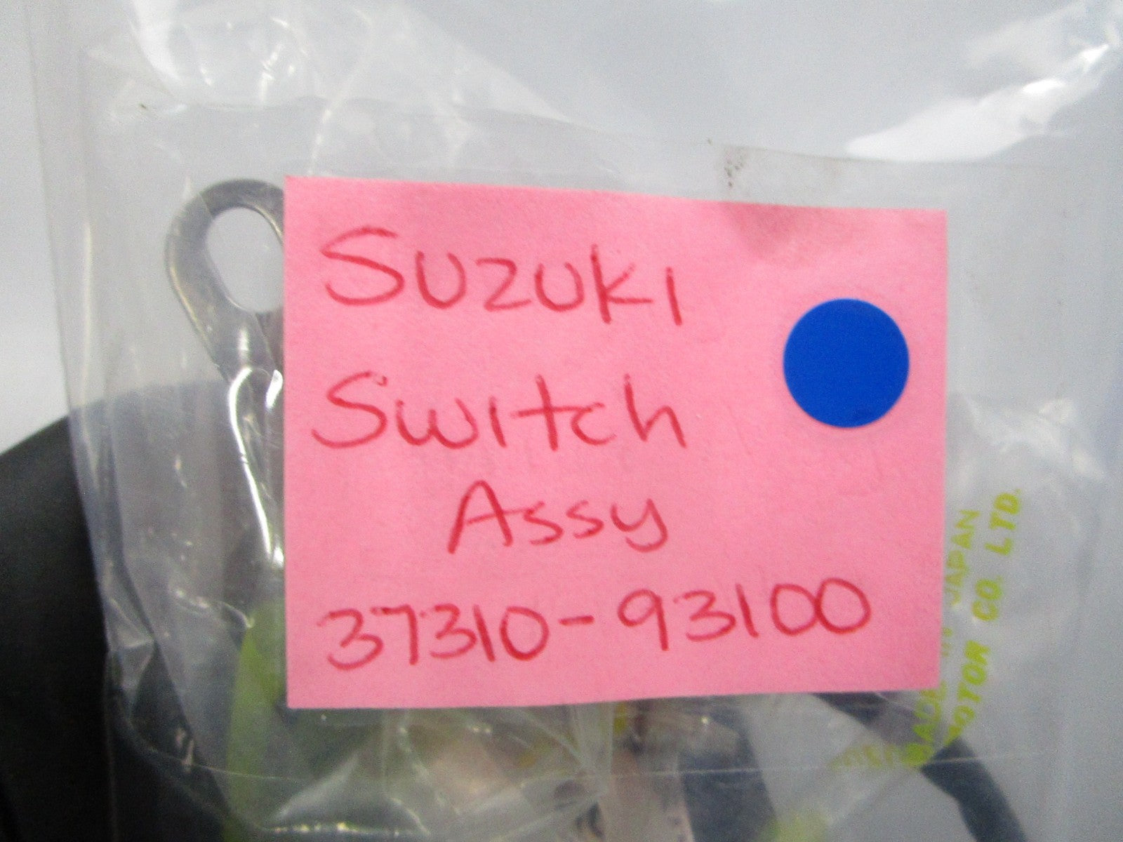 NEW OEM 37310-93100 Suzuki Switch Assembly 0810