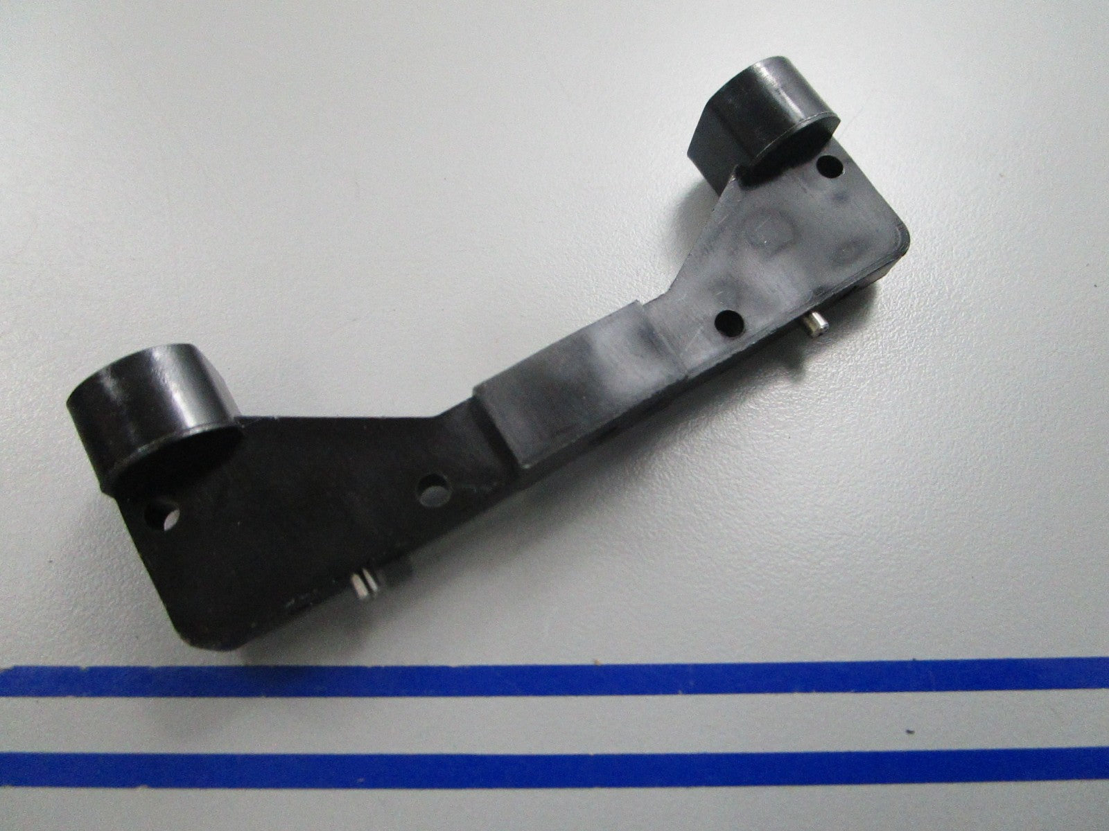 NEW OEM 115400 Crown Support Arm Bracket 0810