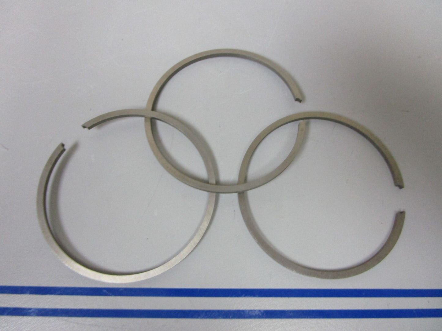 *NEW OEM* 0770 OMC Johnson Evinrude 3 Piston Ring Set 378419 0378419