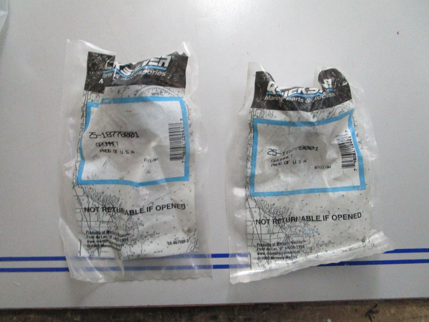 *NEW OEM* (LOT OF 2) 0770 Mercury Quicksilver Grommet 25-18778001