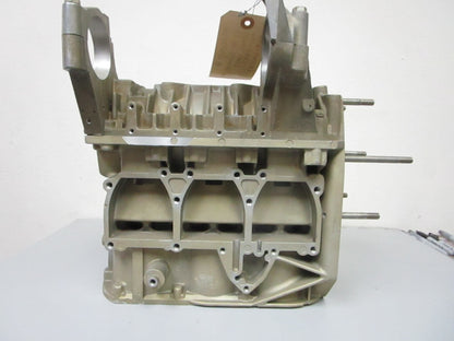 *NEW OEM* 0720 Mercury 65hp Cylinder Crankcase 961-5887 869-6005A3