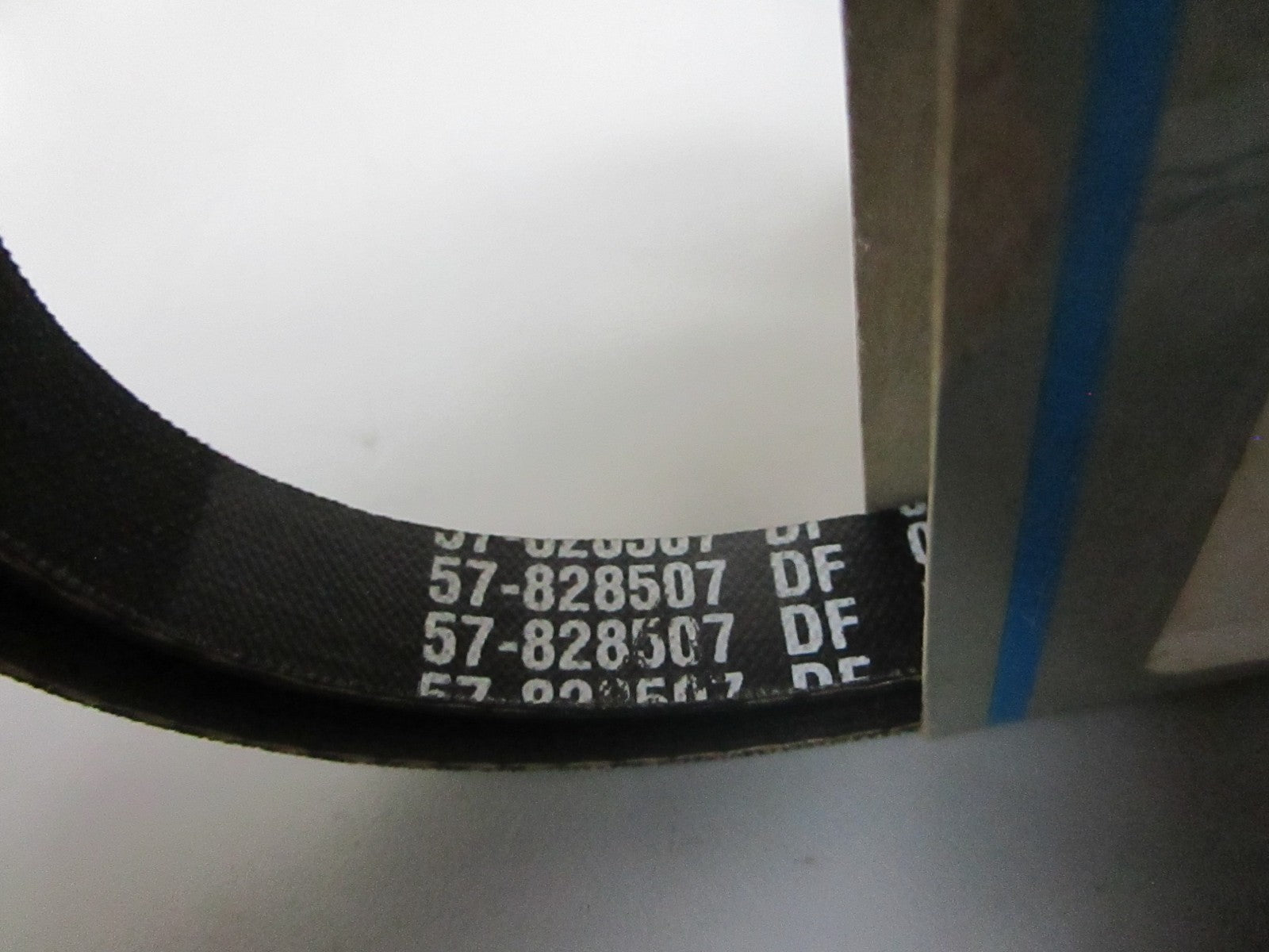 *NEW OEM* 0720 Mercury Quicksilver Belt 57-828507