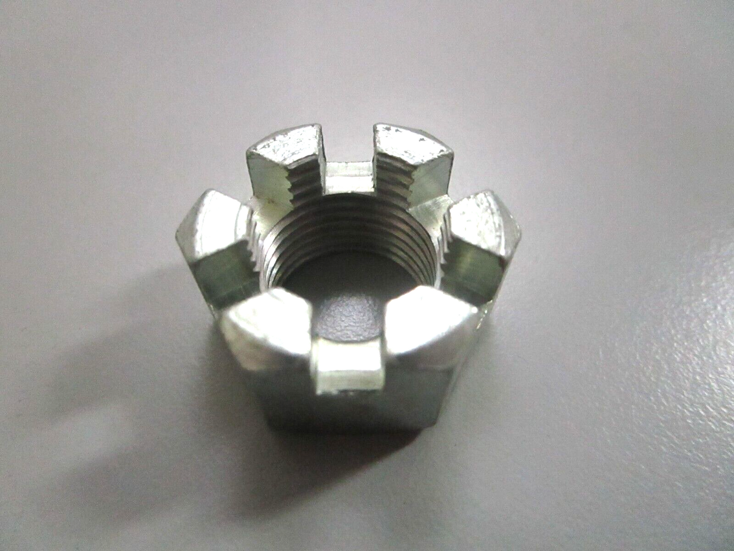 *NEW OEM* 0750 Volvo Penta NUT 955886