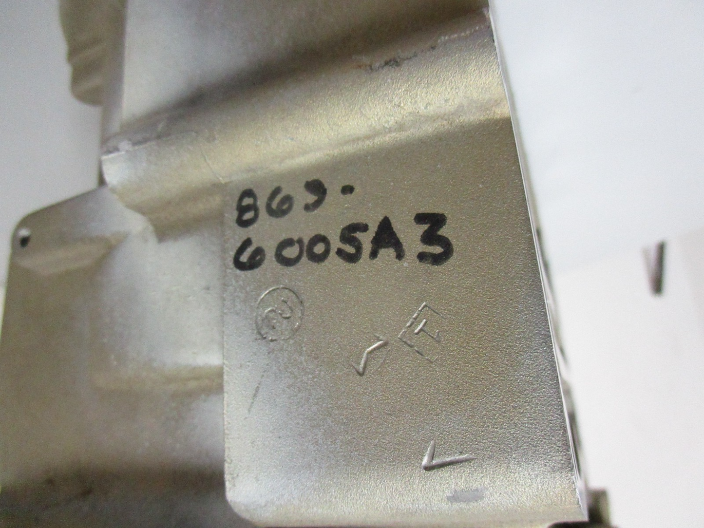 *NEW OEM* 0720 Mercury 65hp Cylinder Crankcase 961-5887 869-6005A3