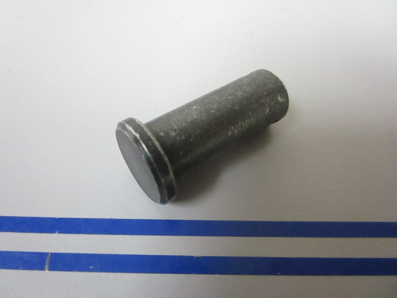 *NEW OEM* 0810 Volvo Penta Clevis Pin 913158-2