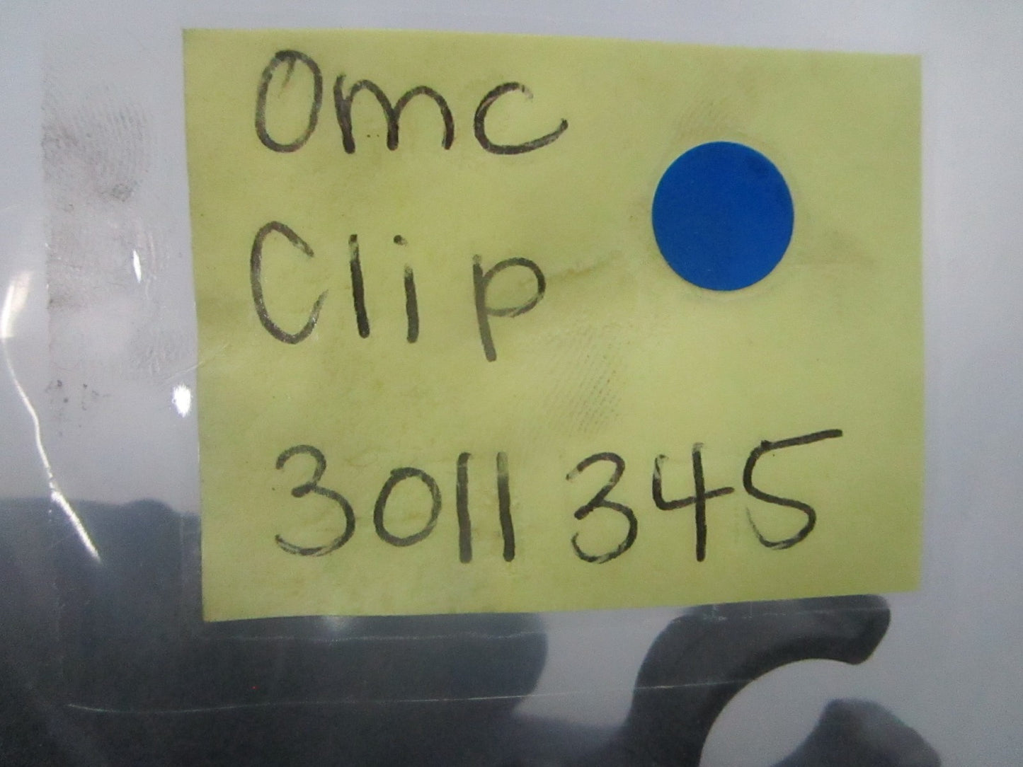 *NEW OEM* (LOT OF 3) 0810 OMC Johnson Evinrude Clip 3011345 03011345