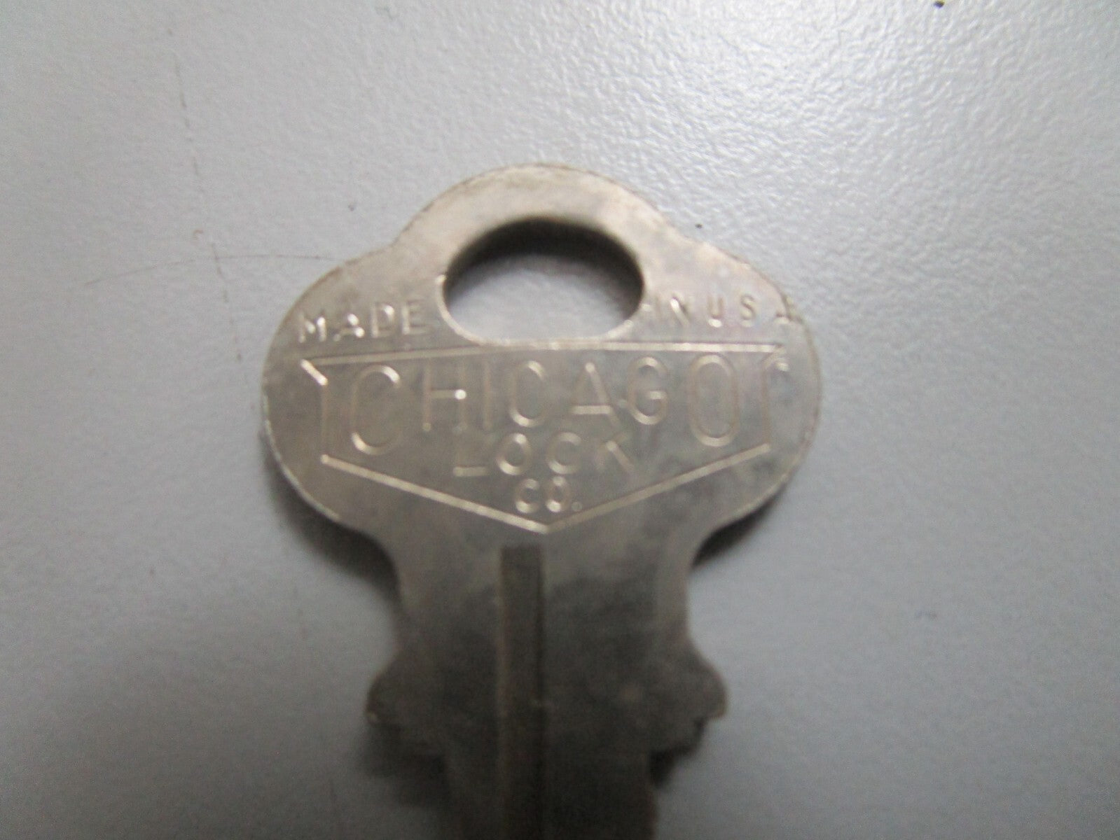 *NEW OEM* 0810 OMC Johnson Evinrude Ignition Key KF35 501550 0501550